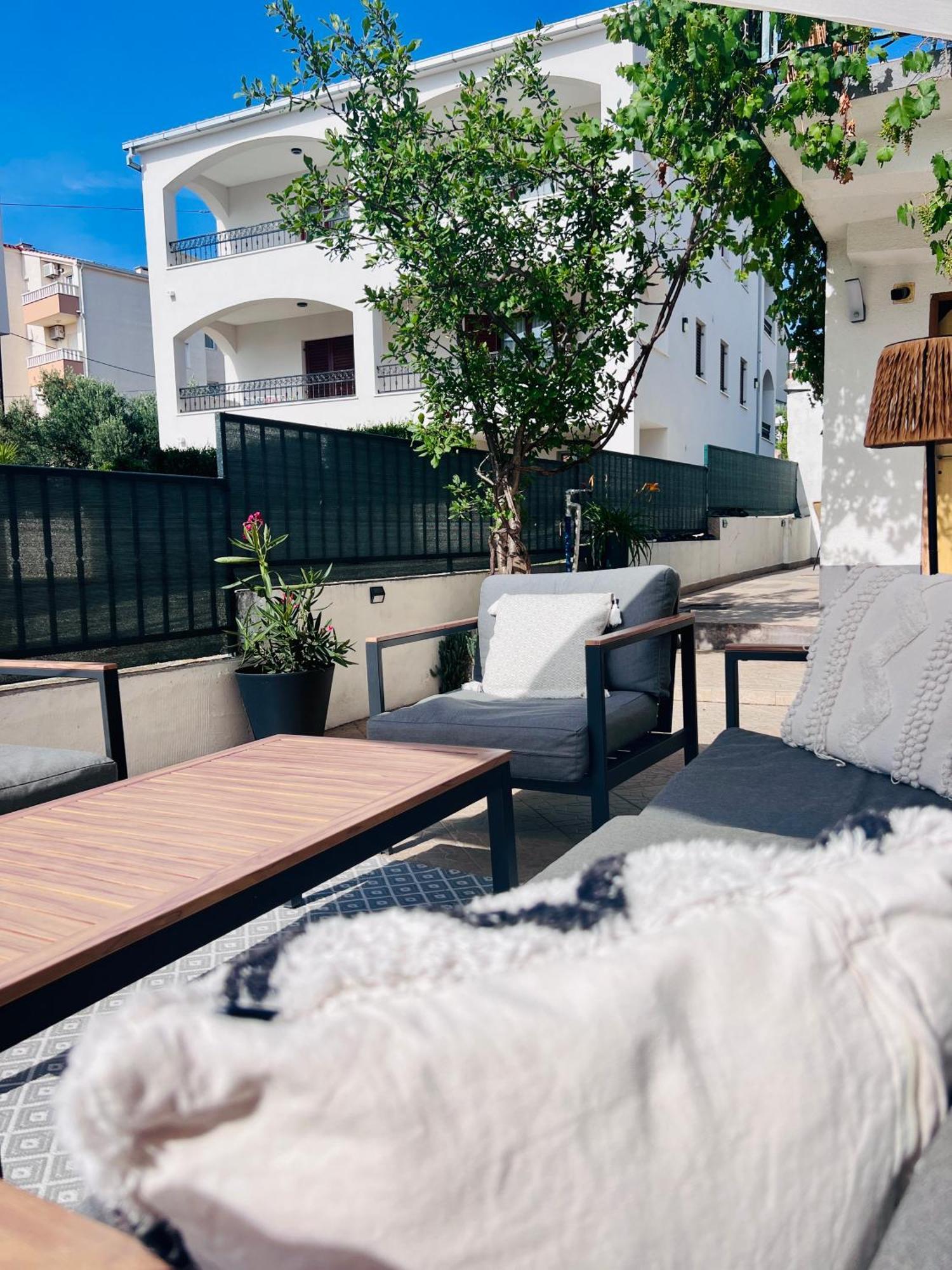 Apartmani-Okrug Gornji-Ciovo Trogir Exterior photo