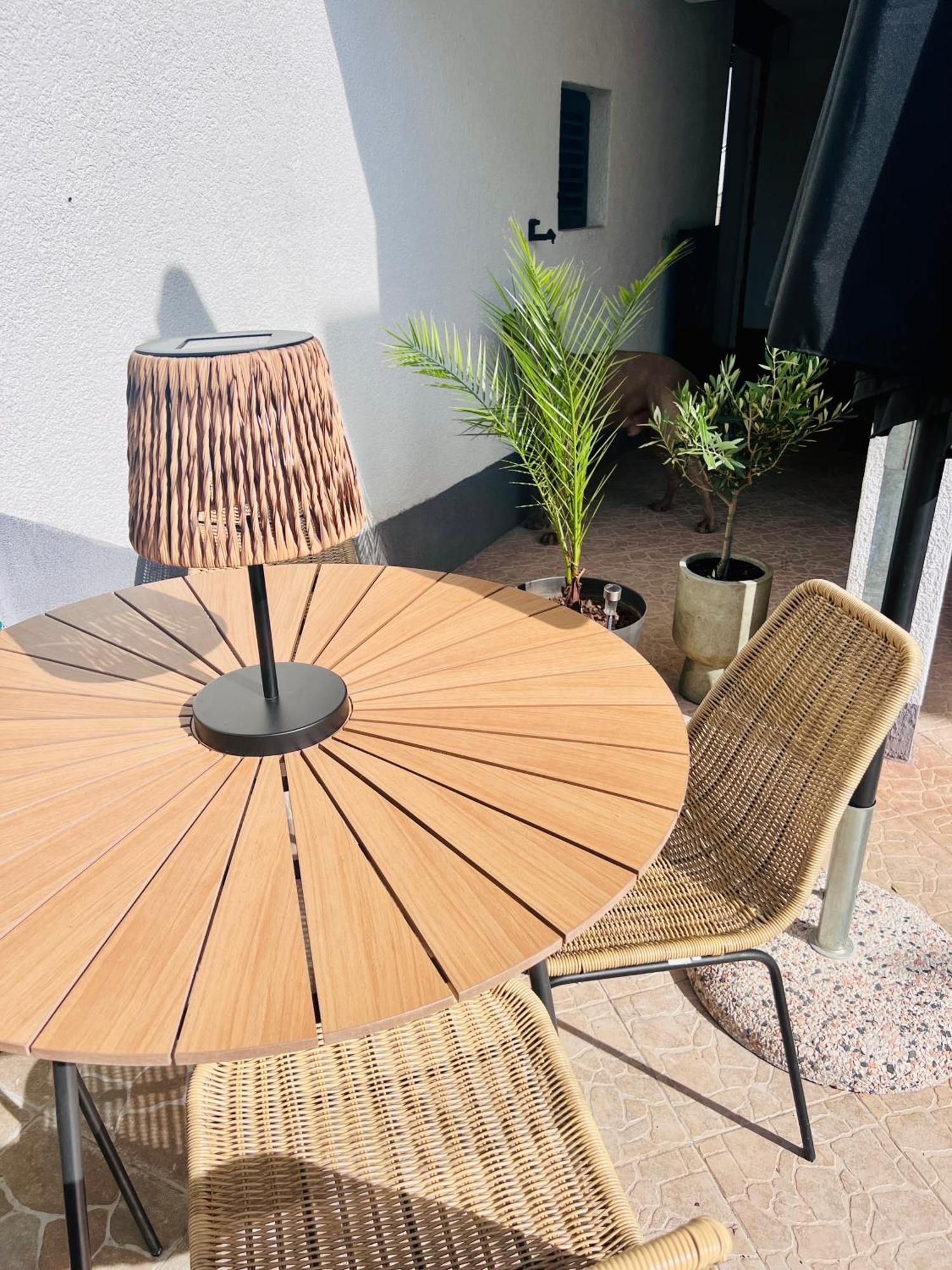 Apartmani-Okrug Gornji-Ciovo Trogir Exterior photo